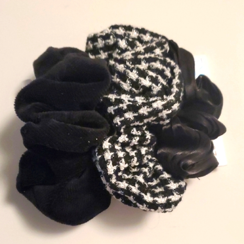 Time and Tru Black and Pink Hair Accessories Set Over 10 Pieces - Picture 5 of 6